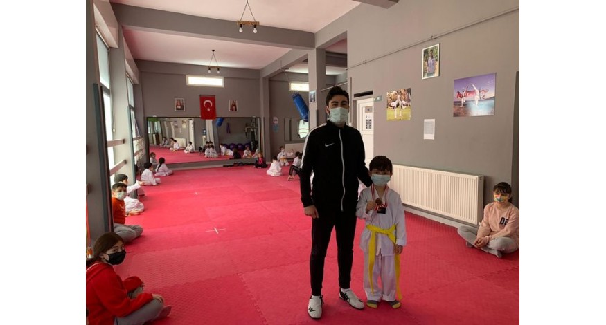 KULÜBÜMÜZDE AYIN SPORCUSU SEÇİLDİ