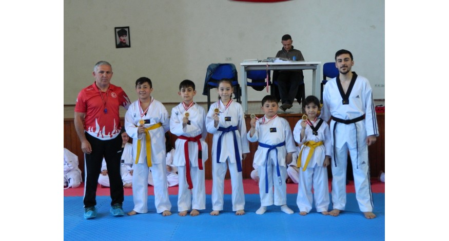 KULÜBÜMÜZDE AYIN SPORCULARI SEÇİLDİ