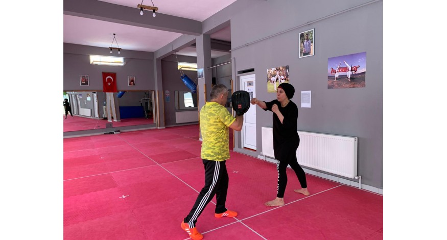 ÖZEL DERSLERİMİZE SANDRA HANIMLA DEVAM EDİYORUZ!