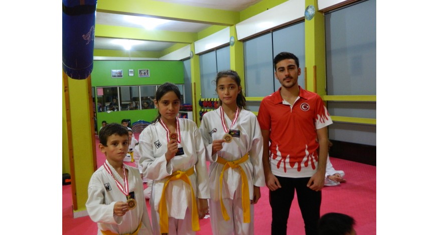 KULÜBÜMÜZDE AYIN SPORCULARI SEÇİLDİ