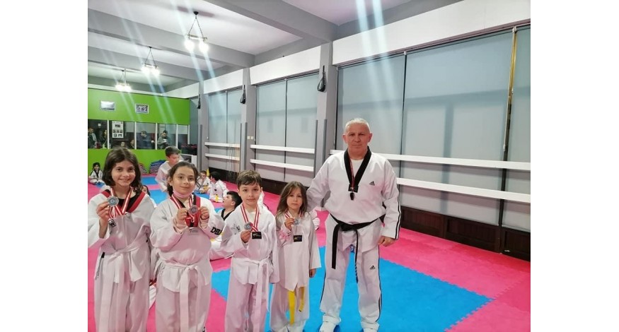 KULÜBÜMÜZDE AYIN SPORCULARI SEÇİLDİ